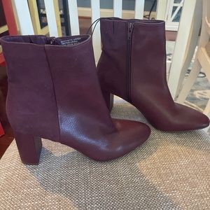 Ann Taylor Women’s  Burgundy leather/ suede   Bootie